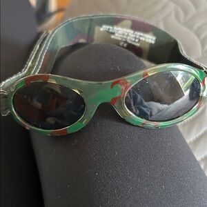 😎 BaBy BanZ Camouflage Kids Sunglasses Headband